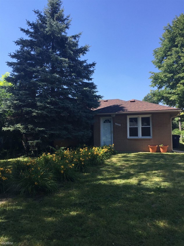 Primary Photo - 3 br, 1.5 bath House - 1395 Kensington Dr