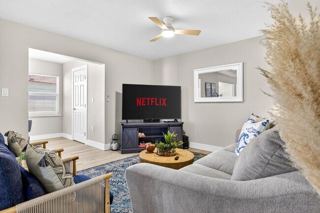 Foto del edificio - 153 Vista Hermosa Cir