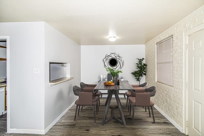 Photo - The Bengal Apartments