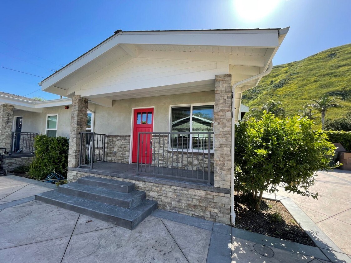 337337A Leighton Dr Unit 337A, Ventura, CA 93001 Room for Rent in