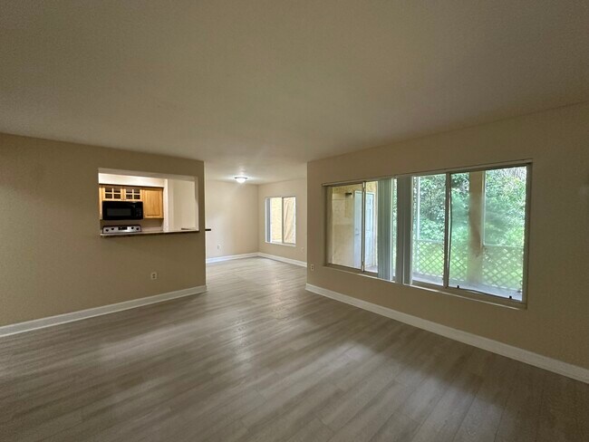 Foto del edificio - 2465 NW 33rd St