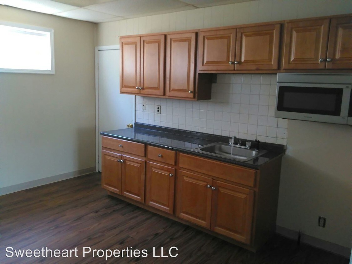 Primary Photo - 3 br, 1 bath House - 283 Ludington