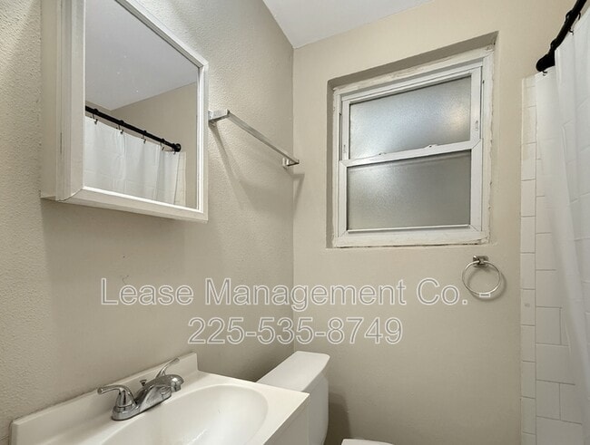 Building Photo - 1317 Harrison Ave