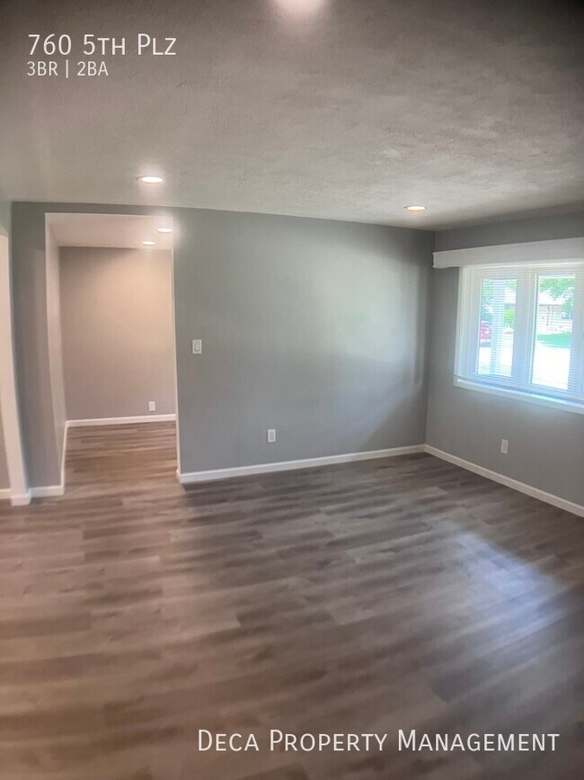 Building Photo - 3 Bedroom 1.5 Bathroom House
