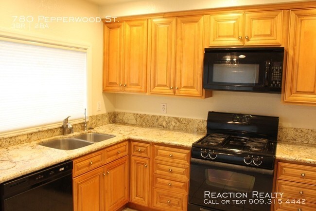 Foto del edificio - 780 Pepperwood St