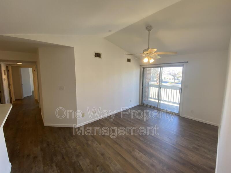 Foto principal - 2820 17th Ave