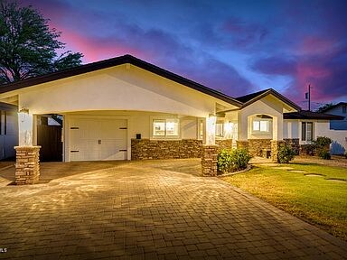 Foto del edificio - 4835 E Piccadilly Rd