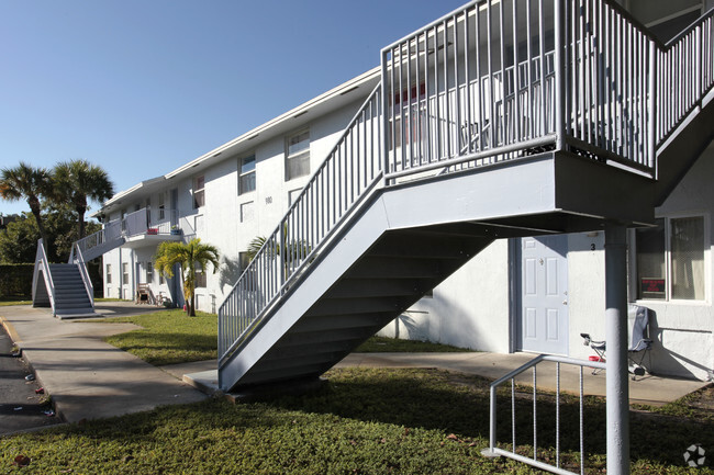 Building Photo - Apollo Terrace