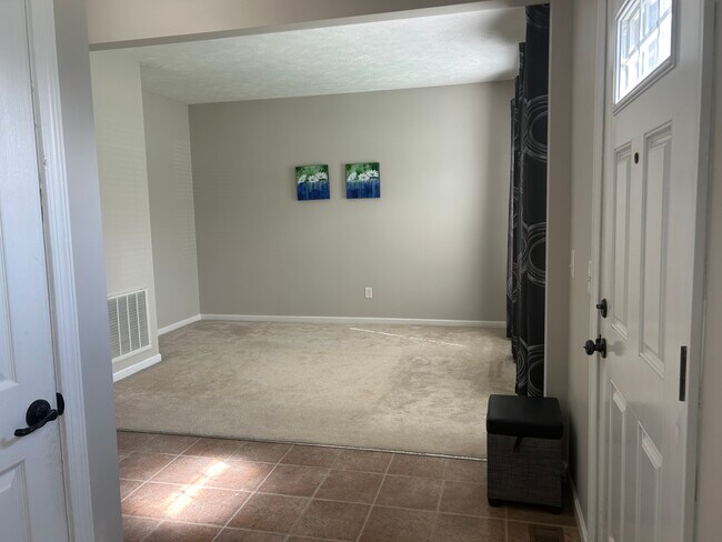 Building Photo - 9099 Jody Lynn Ln