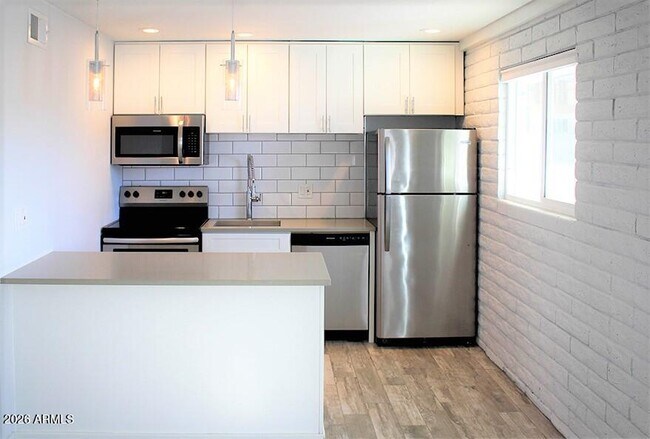 Foto del edificio - 3141 N 37th St