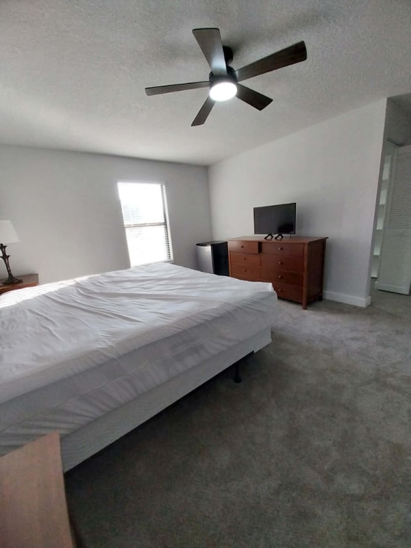 Foto del edificio - 5303 Glen Harwell Rd