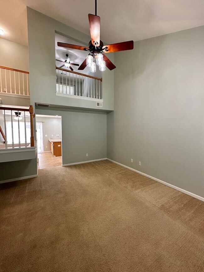 Building Photo - Exclusively Offered by Muse Realty Rentals...