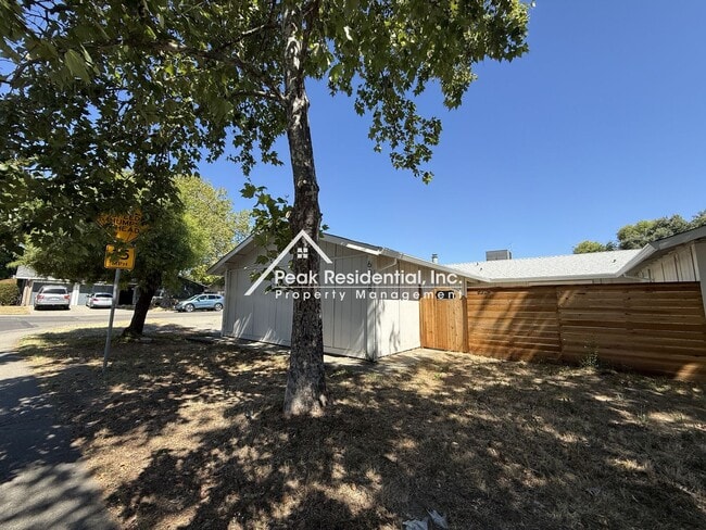 Building Photo - 6328 Bonham Cir