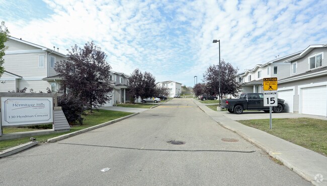 Photo du bâtiment - Cavell Ridge Townhomes