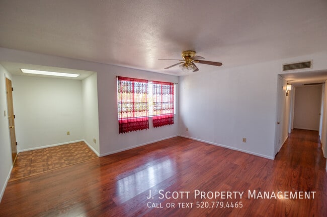 Building Photo - 3508 W Orchid Ln