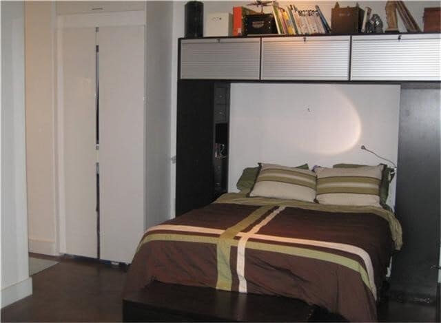 Foto del edificio - 2016 Main St