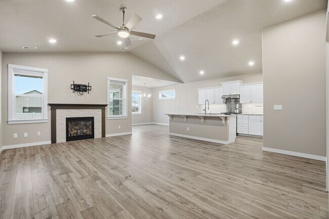 Building Photo - 4268 May Ella Lp