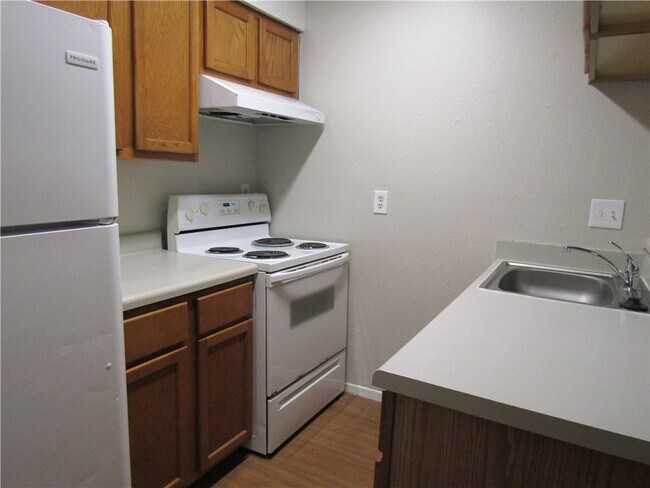 Building Photo - 1706 Patton Ln
