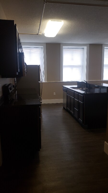 Foto del edificio - 2212 E 12th St