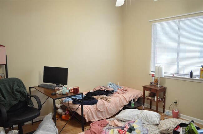 Foto del edificio - 2408 Longview St