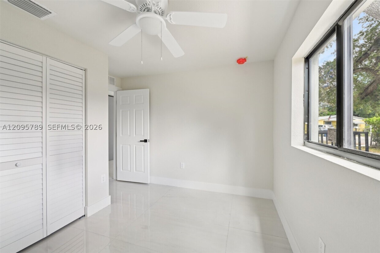 Foto del edificio - 10344 NW 29th Ct