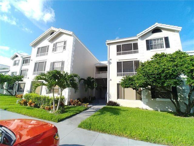 Foto del edificio - 2851 N Oakland Forest Dr