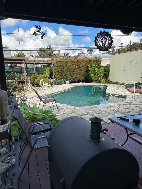 Building Photo - 2927 W Ross Ave