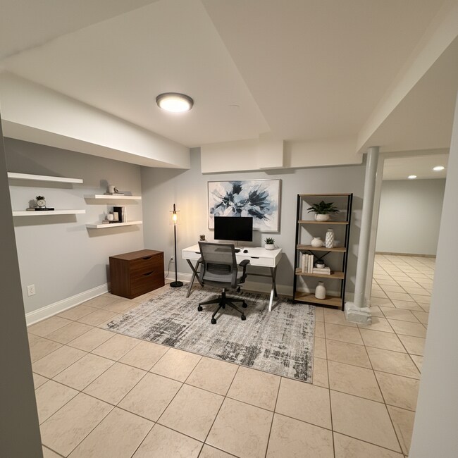 Foto del edificio - 1745 W North Shore Ave