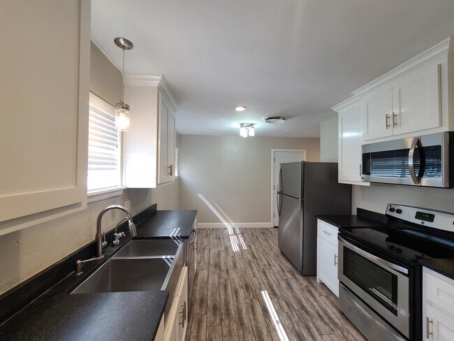 Foto del edificio - 409 E Shandon Ave