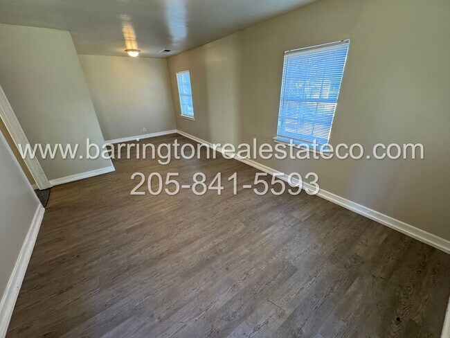 Building Photo - 1656 Roberts St SW