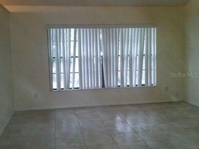 Building Photo - 2026 Larkwood Dr