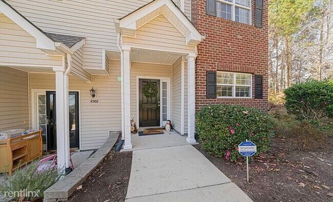Building Photo - 4500 Centrebrook Cir