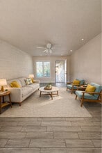 Building Photo - 6234 N 12th Pl