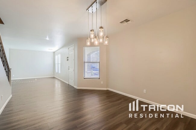 Foto del edificio - 26011 N Sandstone Way