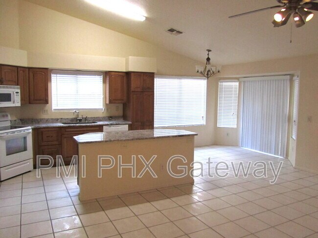 Building Photo - 6702 N 89th Ave