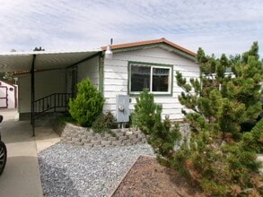 Building Photo - 5615 E Woodcross Dr