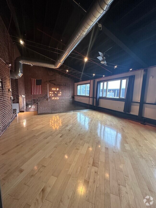 Speedway Park Houses for Rent with High Ceilings Shillington, PA 3 Homes