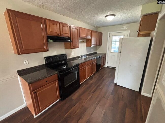 Building Photo - 209 Timber Ct