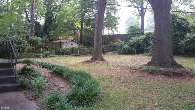 Building Photo - 3 br, 1 bath House - 901 Mclinden Ave