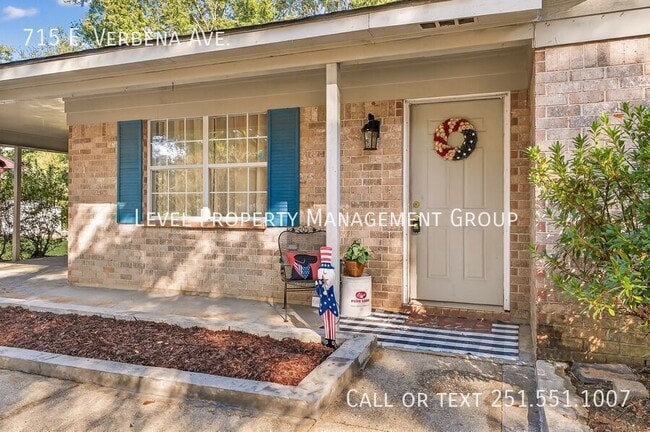 Building Photo - 715 E Verbena Ave