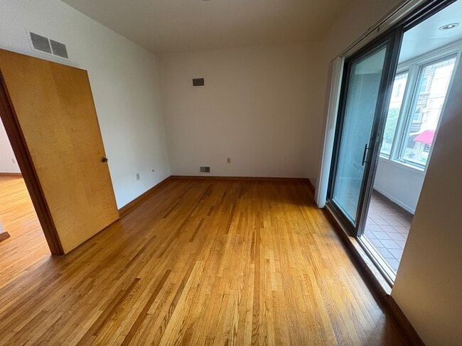 Foto del edificio - 801 S 3rd St