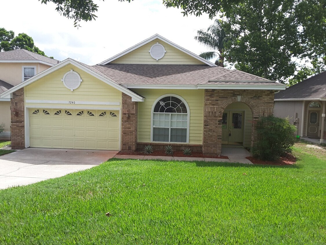 PEMBROOKE SUBDIVISIONNO CARPETS! House Rental in Orlando, FL
