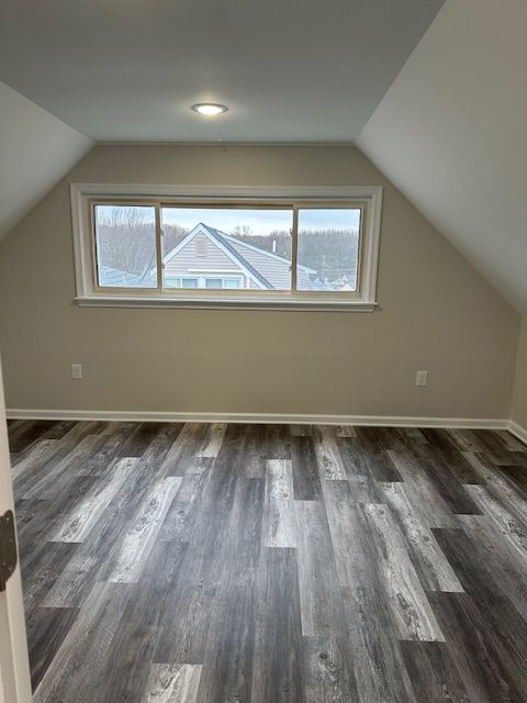 Foto del edificio - 43 Towpath Rd