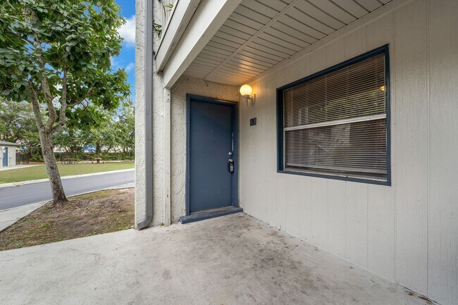 Foto del edificio - Conveniently Located 1 Bedroom, 1 Bath Apartment Near Downtown Orlando!