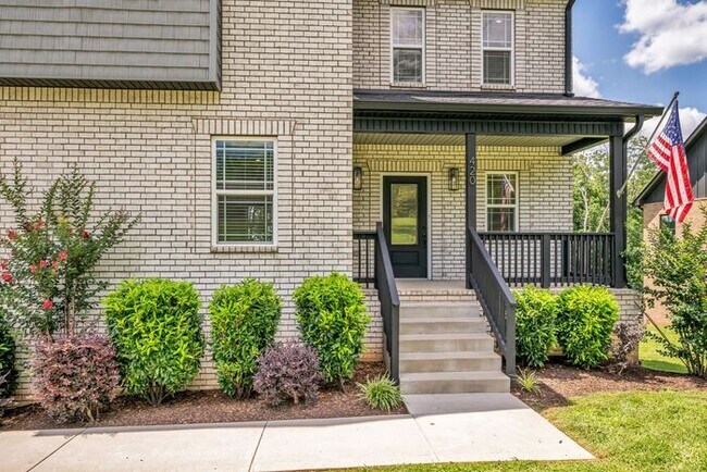 Foto del edificio - 420 Stonemeadow Rd