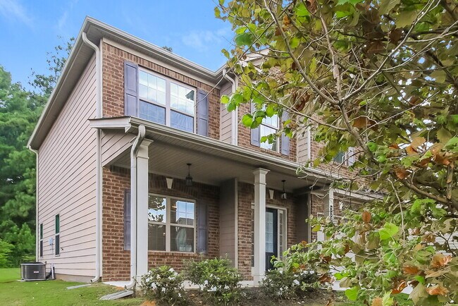 Foto del edificio - 320 Madison Grace Ave