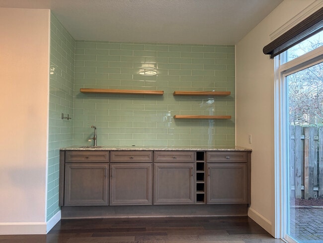 Photo - 1940 NE 72nd Ave. House