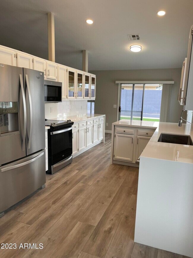 Foto del edificio - 607 S Winthrop St