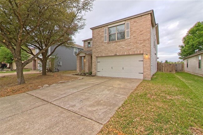 Building Photo - 2207 Waizel Way