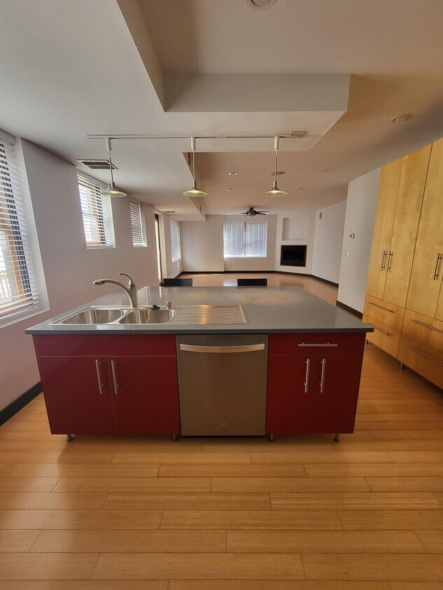 808 Madison Ave Unit 8081, Covington, KY 41011 Room for Rent in